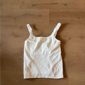 Lululemon Ebb to Street Scoop Neck Cropped Tank